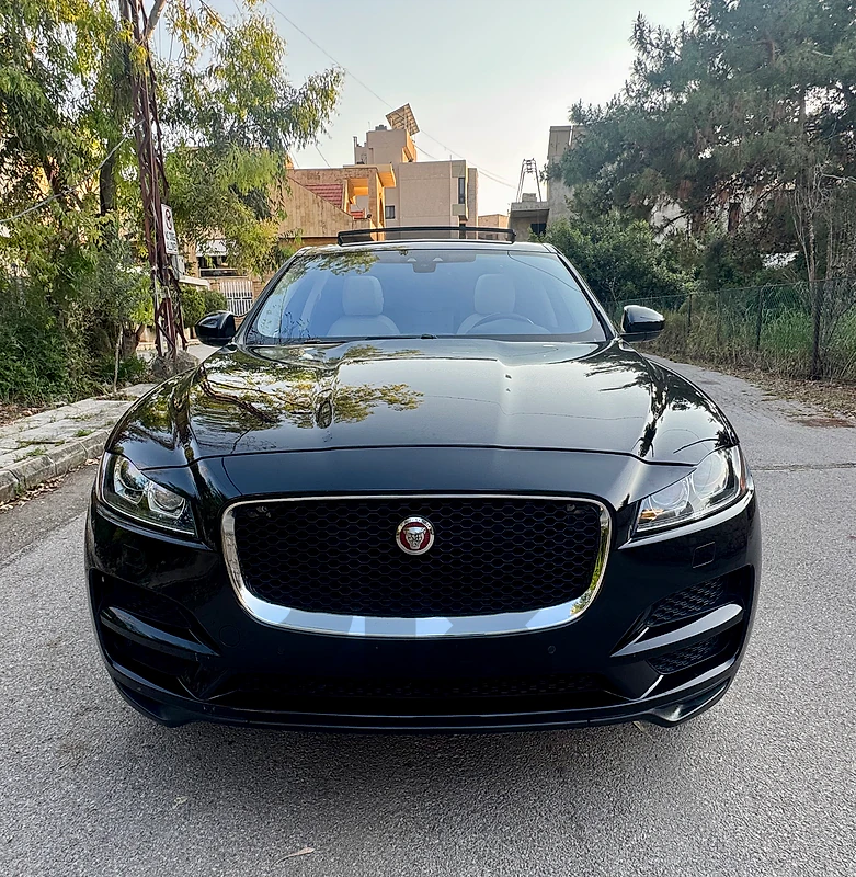 Jaguar F-Pace 2019 30t Clean carfax