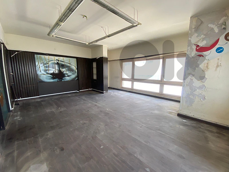 Office for Rent in Hamraمكتب للإيجار في الحمرا
