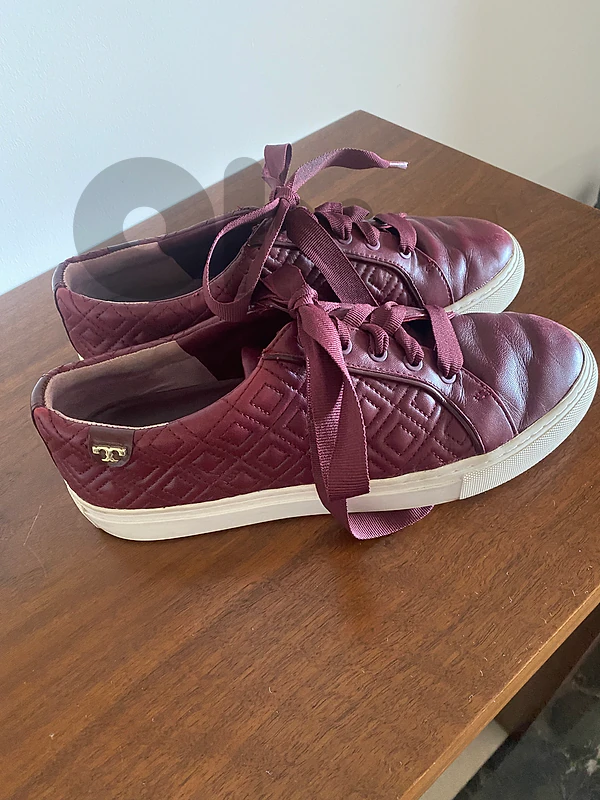 shoes torrybursh