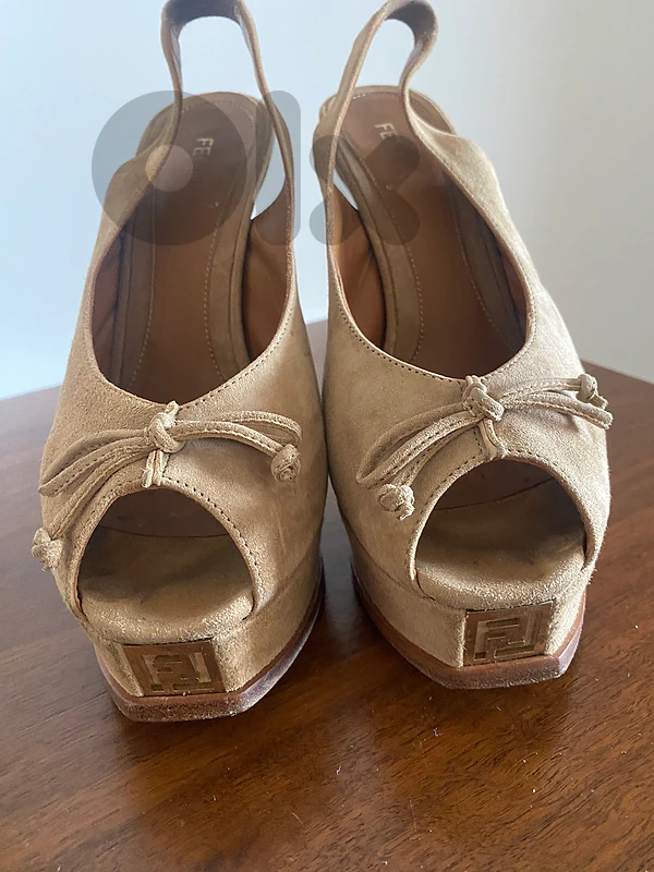 sandale Fendi