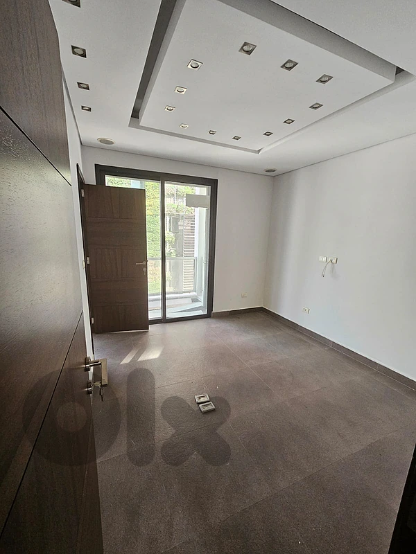 office for rent in Mar Mkhaelمكتب  للايجار في مار مخايل
