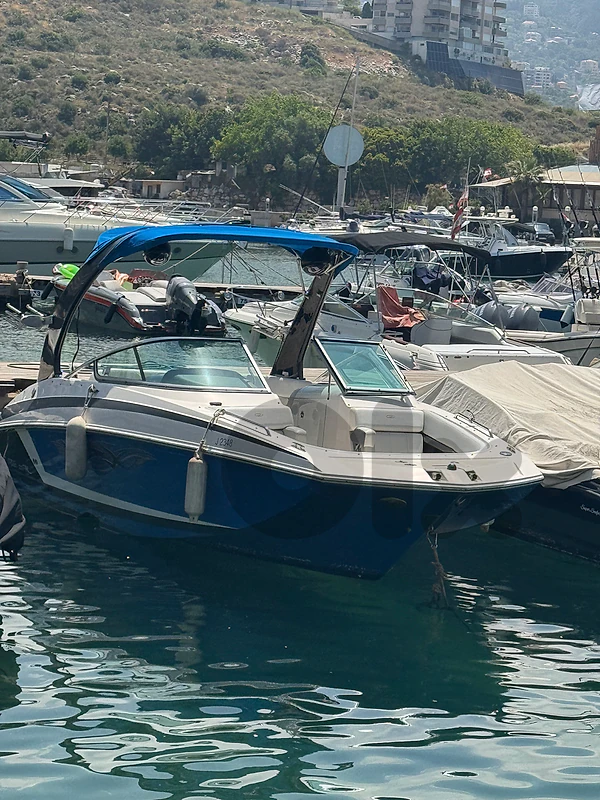 2011 Regal 24 FasDeck RX
