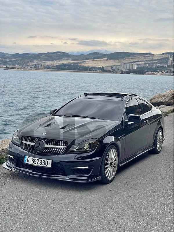 mercedes benz C250 2013