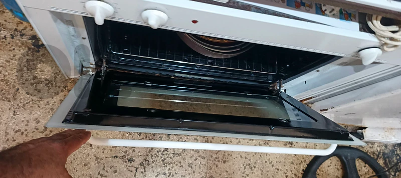 بعبدا طريق المطار