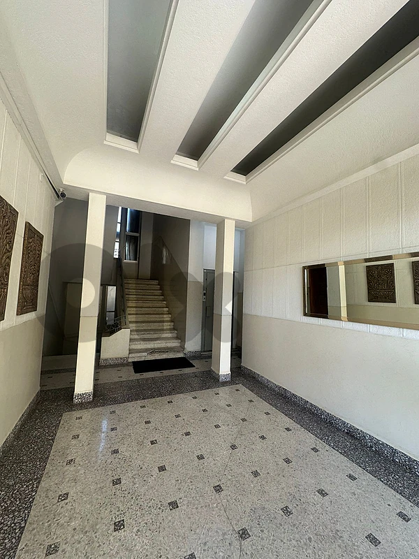 ZE26-5186 Apartment with Terrace for Sale – Ras Beirut | Al Manara