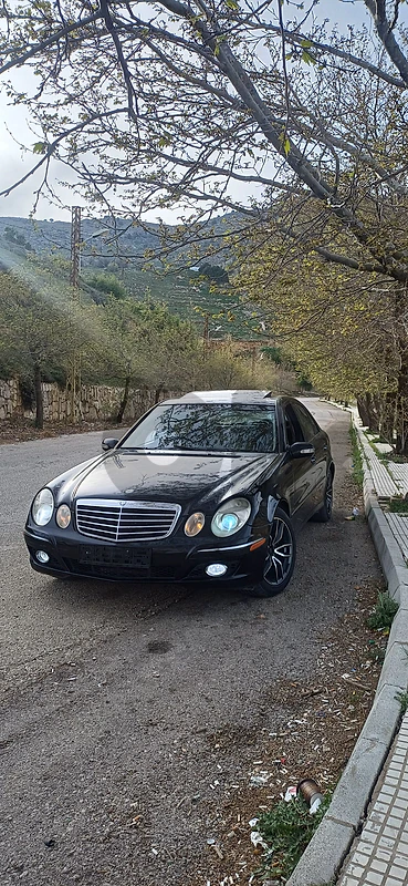 Mercedes-Benz E-Class 2004 1