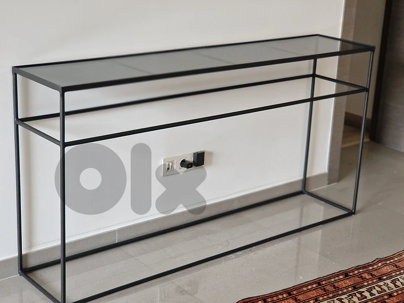 Table console
