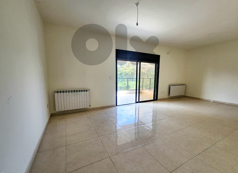175 SQM PRIME LOCATION Apartment in Baabdat, Metn with Mountain View