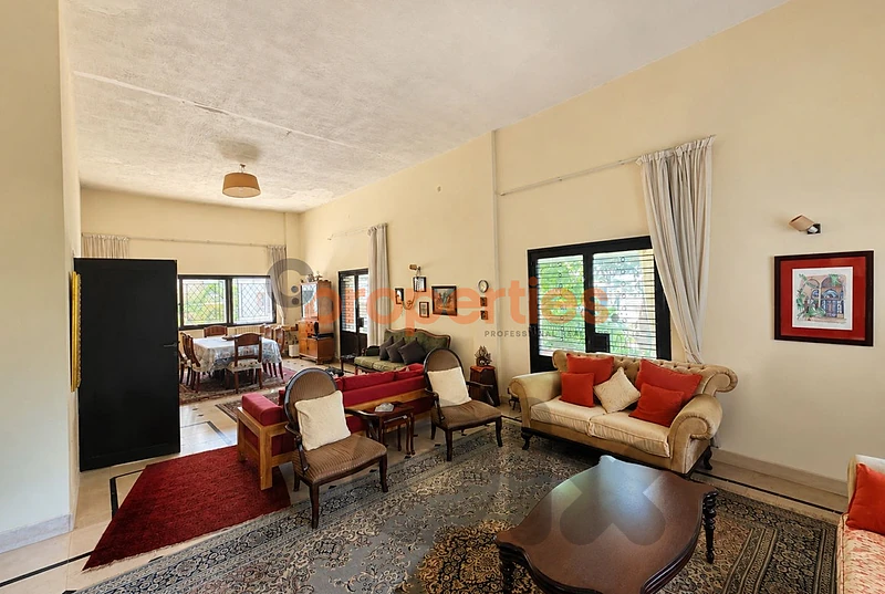 Villa For Sale in Baabda – فيلا للبيع في بعبدا – CPCH47