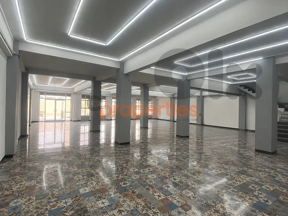Showroom For Rent In mkalles Main Highway -CPHJ29 - صالة عرض للإجارة ف