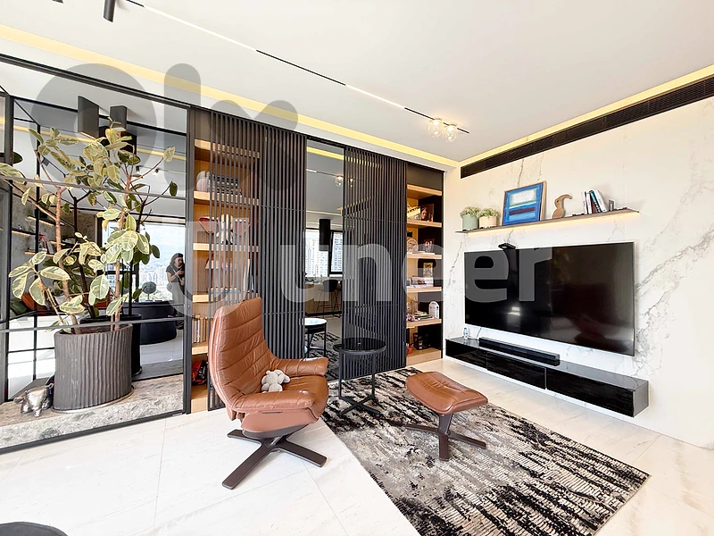 For Sale in Achrafieh | 176 sqm | High Floor | Gym & Pool For Sale in Achrafieh | 176 sqm | High Floor | Gym & Pool