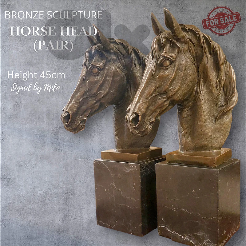 HORSE HEAD STATUE (PAIR)