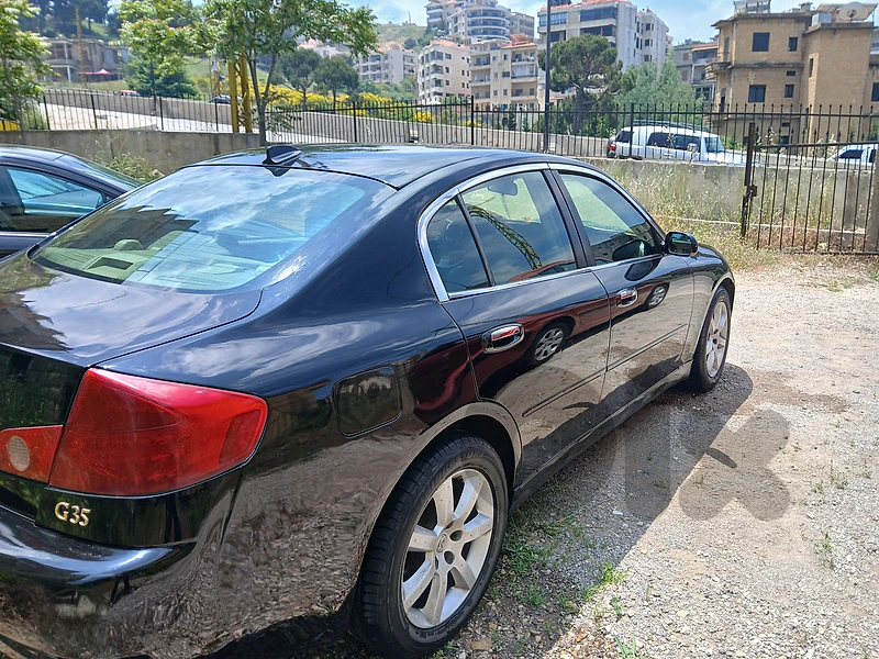 Infiniti.  G-Series.  2003