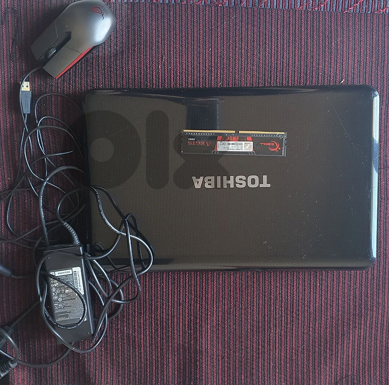 toshiba i3