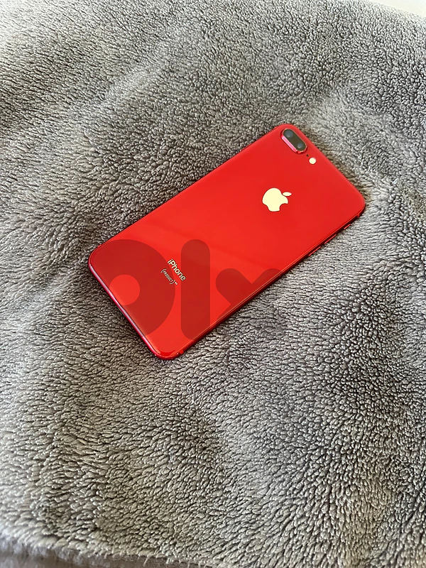 iPhone 8 Plus (PRODUCT) RED