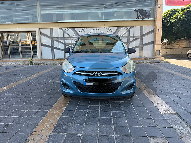 Hyundai I10 2016 i10 automatic full option in excellent conditon