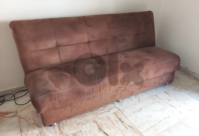 sofa brown