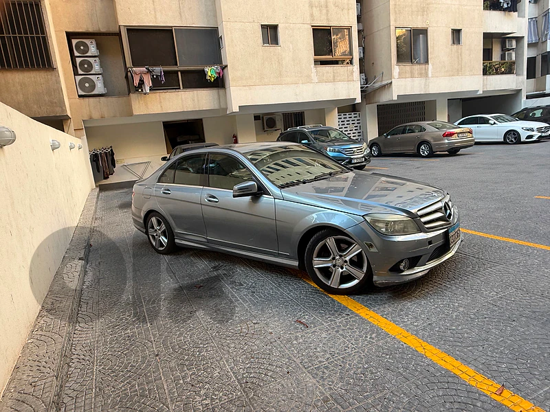 Mercedes-Benz C-Class 2010 2010