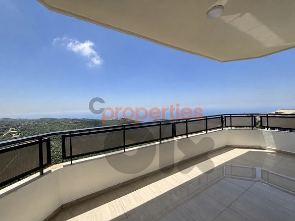 Apartment For Sale in Breij شقة للبيع في بريج CPJRK350