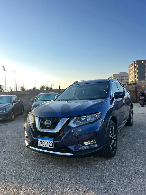 NISSAN ROUG