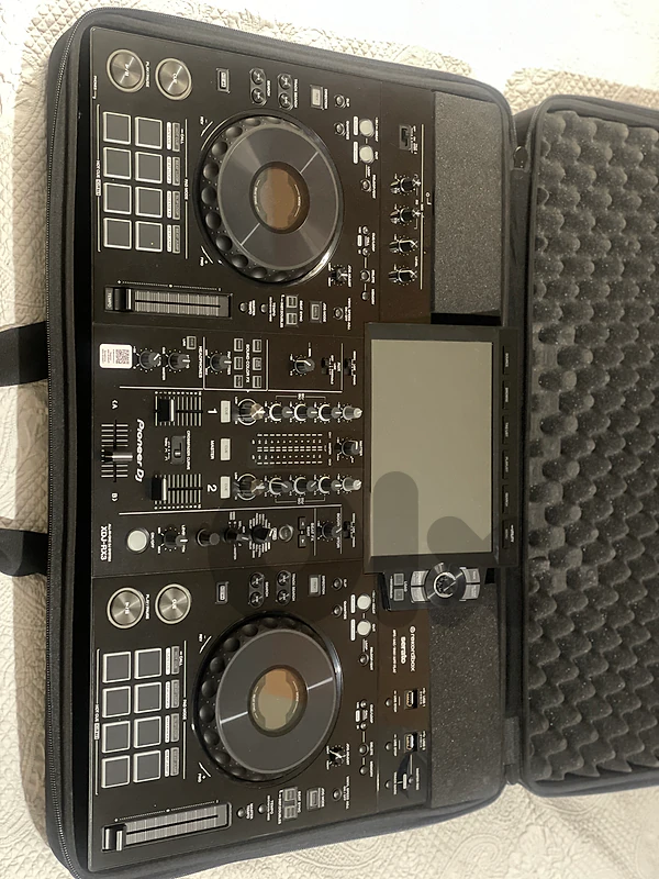 Pioneer DJ - XDJ RX3 + CASE (New)