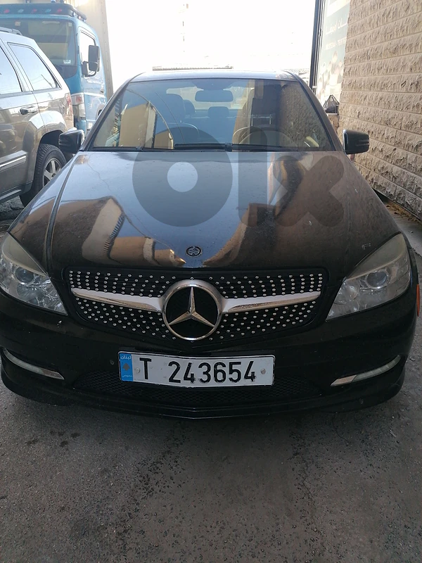 Mercedes-Benz C-Class 2011 C300