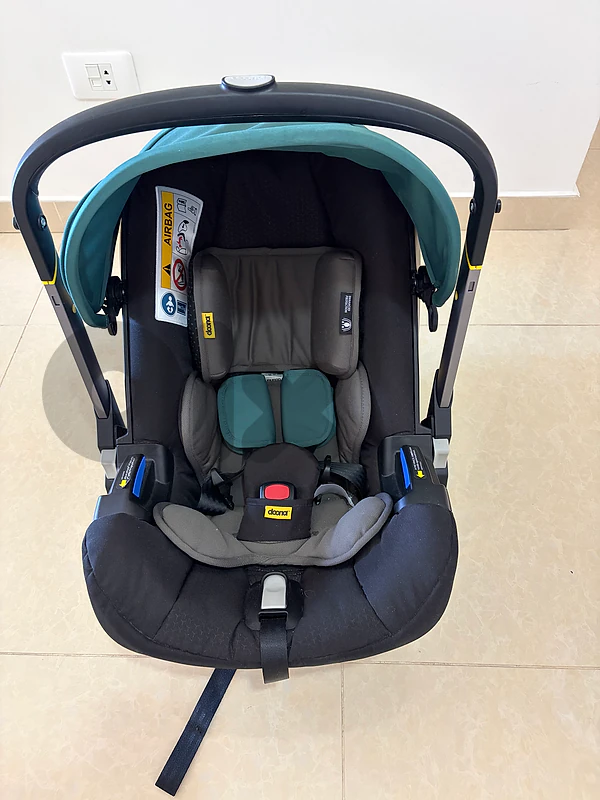 Original Doona 2 in 1 ( car seat and stroller)
