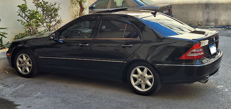 Mercedes-Benz C-Class 2004 c240