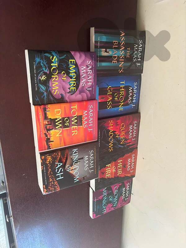 Throne of glass series