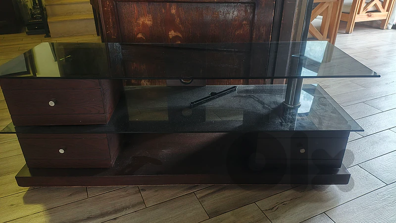 Tv table