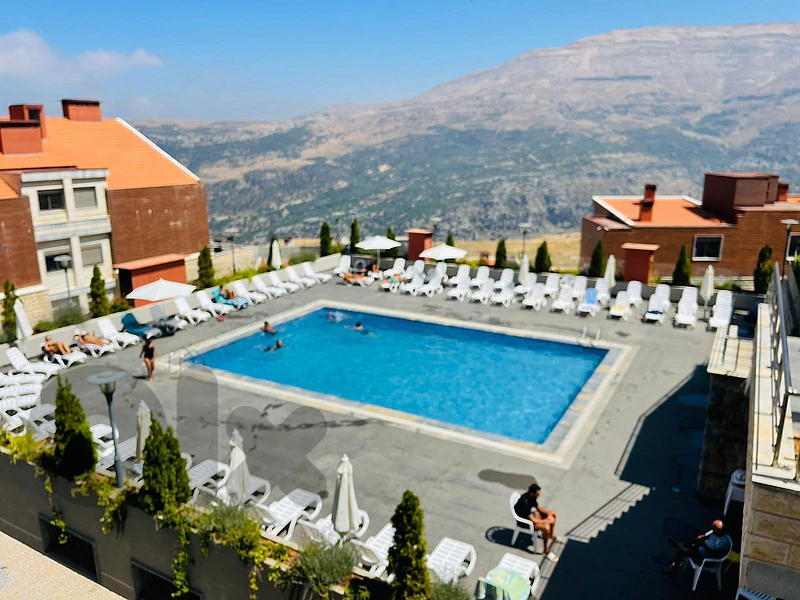 ZAAROUR 3 BEDS + TERRACE / GATED COMMUNITY