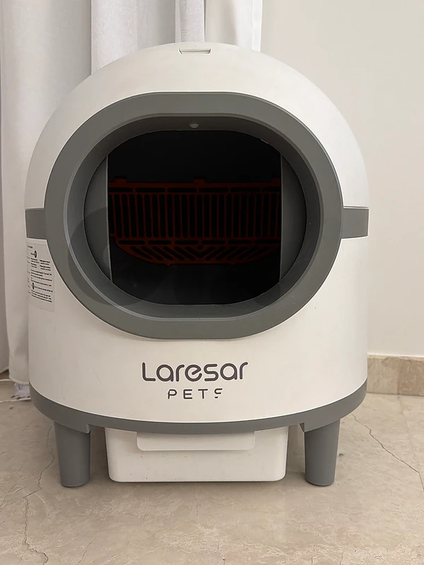 Laresar Pets Automatic Self-Cleaning Litter Box – Excellent Condition