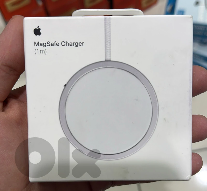 Apple magsafe charger 1m 40$