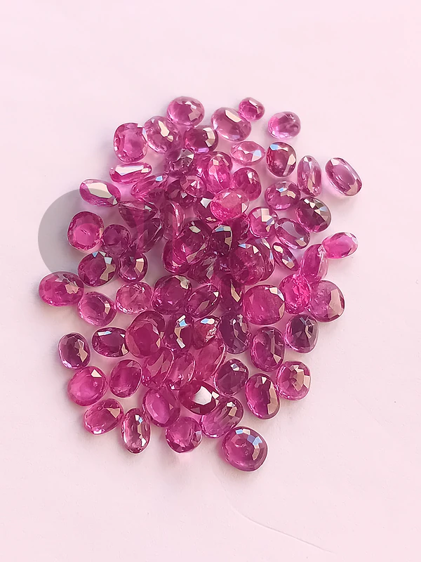 natural gemstones 272 ct . parcel 10000$  total