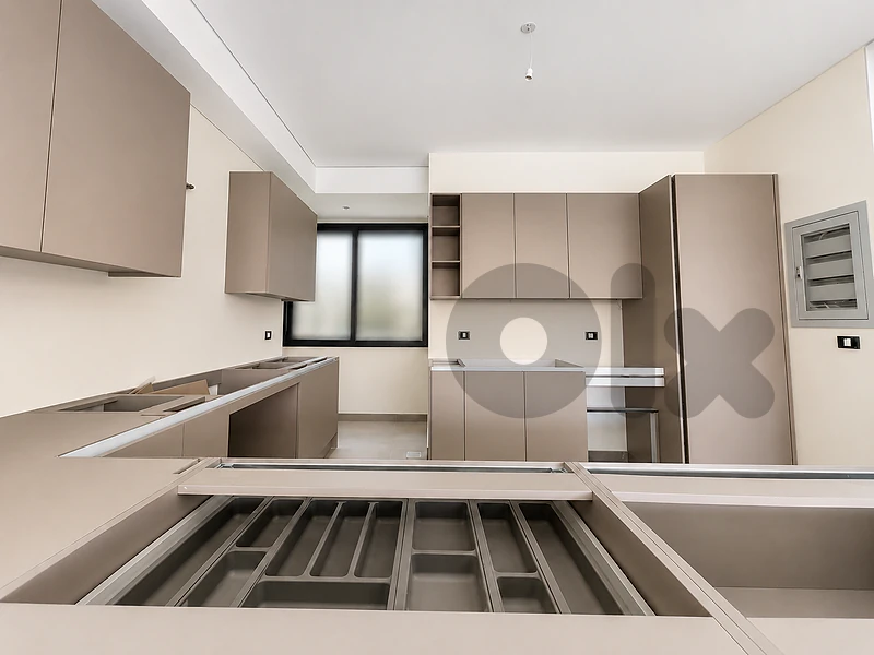 Apartment for sale in Hamra شقة للبيع في الحمرا CPBMKH45