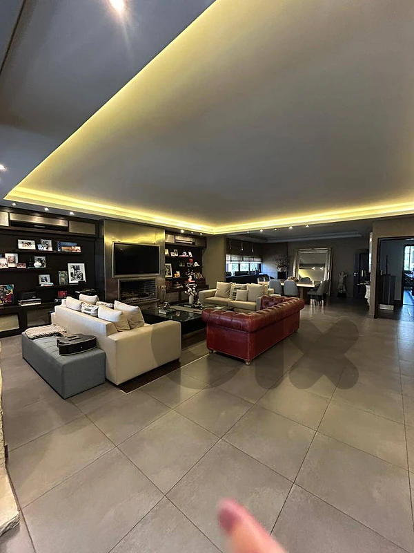 4-bedroom-apartment in Achrafieh for sale / شقة في الأشرفية للبيع 4-bedroom-apartment in Achrafieh for sale / شقة في الأشرفية للبيع