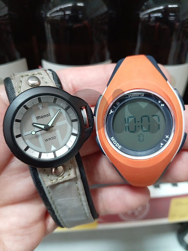 2 vintage Japanese watches for 15$ 2 vintage Japanese watches for 15$