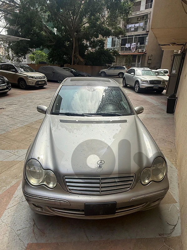 Mercedes-Benz C-Class 2005 240