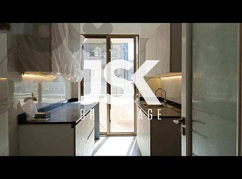 L21642 Unfurnished Apartment in Clemenceau