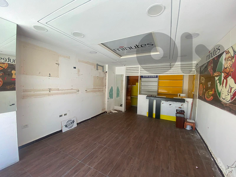 Shop for Rent in Hamraمحل تجاري للإيجار في الحمرا