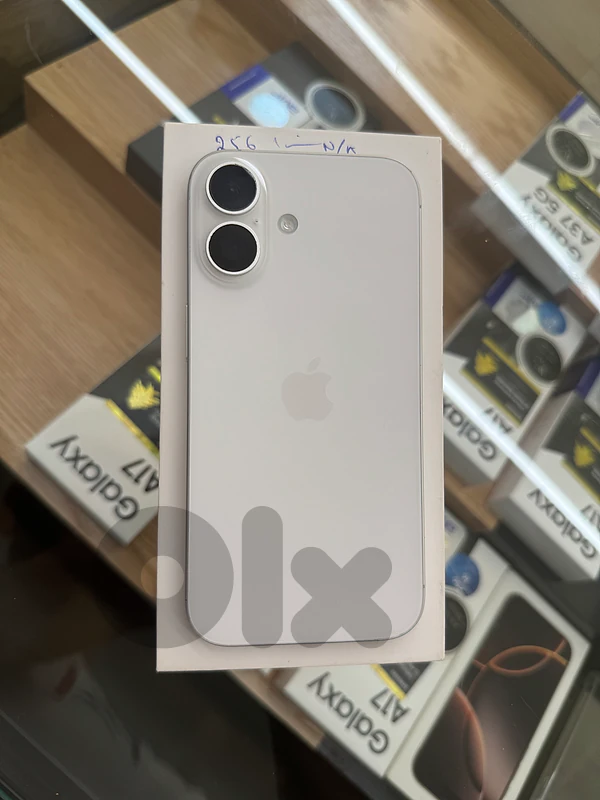 iPhone 16 256GB used like new