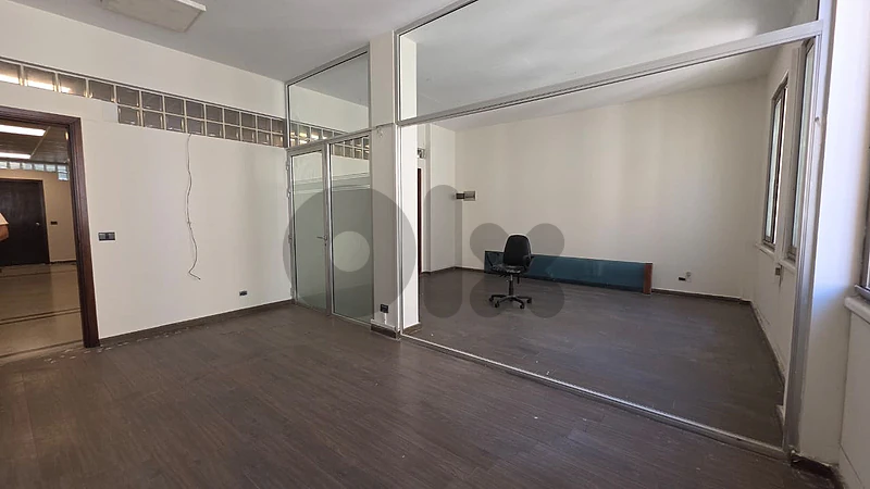 AH-HKL-568 Office for Rent in Downtown Beirut – Prime Location