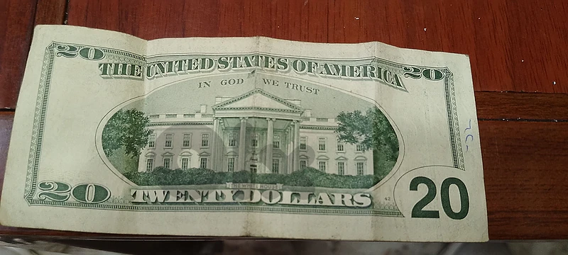 20 $ old series 2001