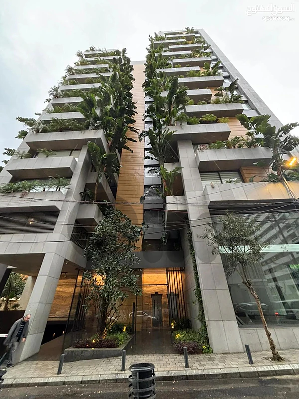 Office For Sale in Sin Fil مكتب للبيع في سن الفيل CPES295