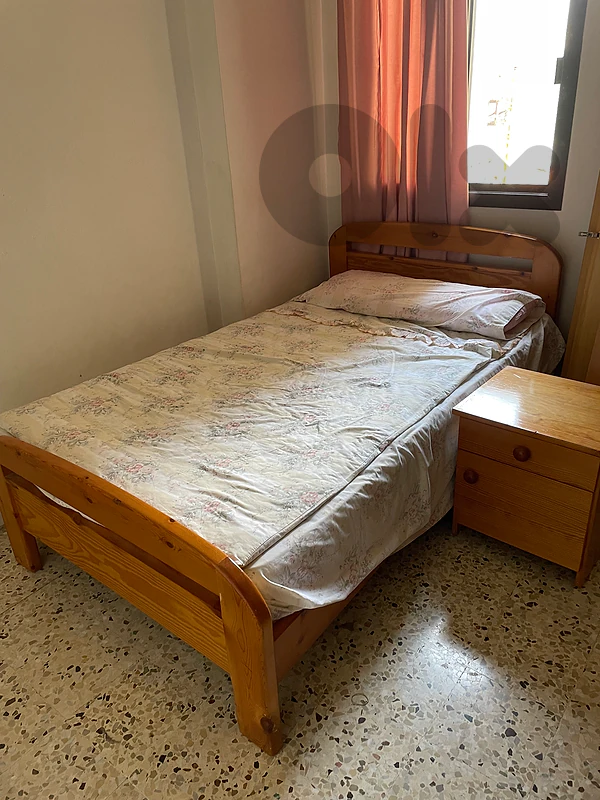 full bedroom ( 2 beds, 1 nightstand, 4-door wardrobe) 2 used matresses