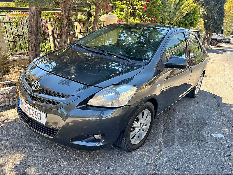 Yaris model 2009 - bi2a original