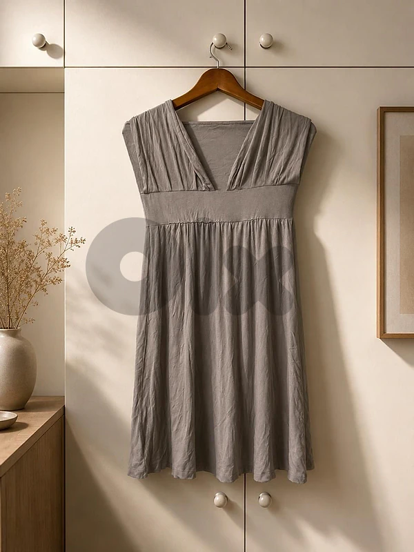 sleeveless day dress