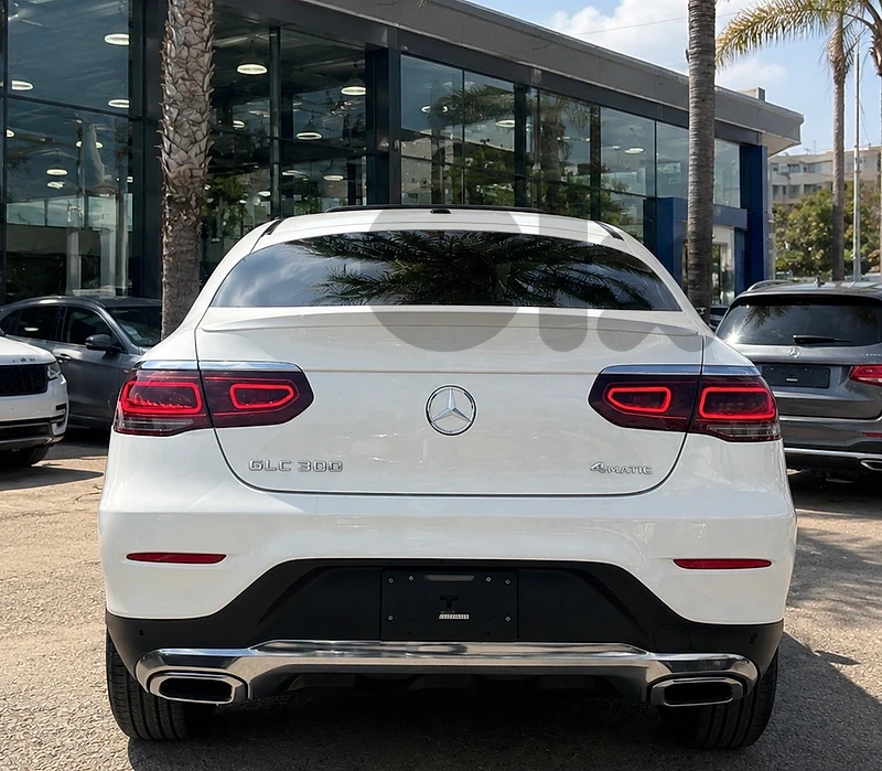 Mercedes-Benz GLC 300 4matic  2020 coupe clean carfax