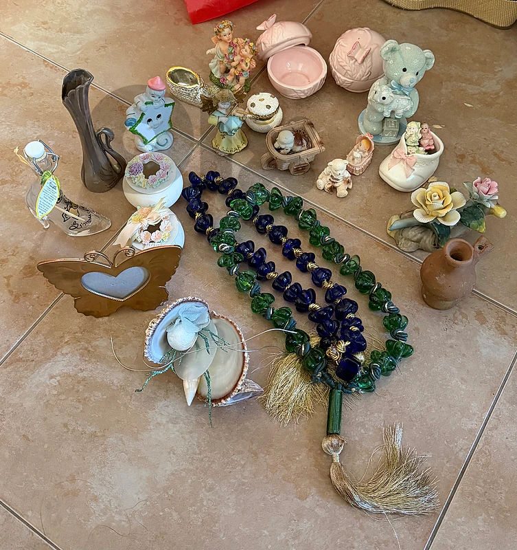 decorations