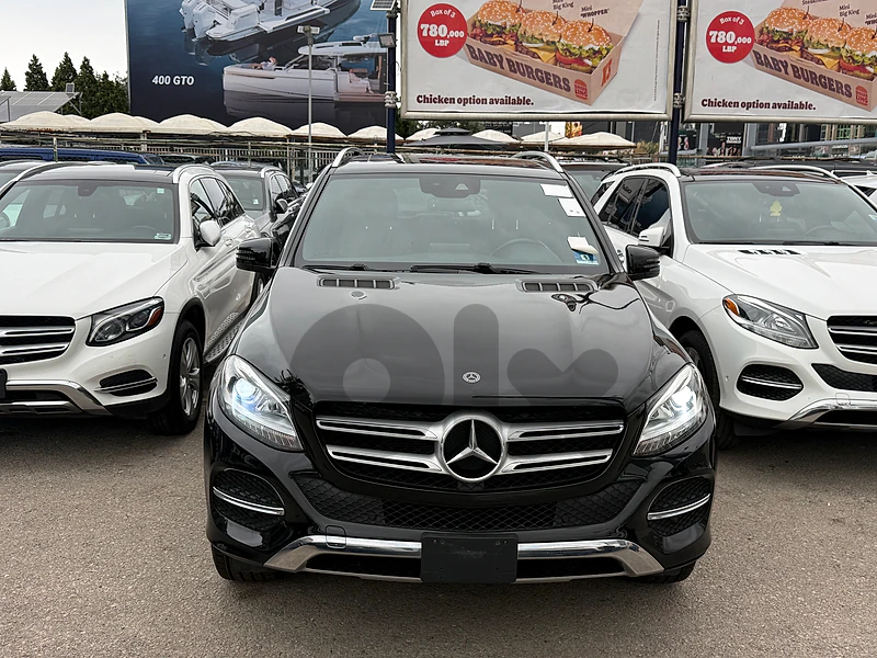 Mercedes-Benz GLE350 4matic  2018 clean carfax